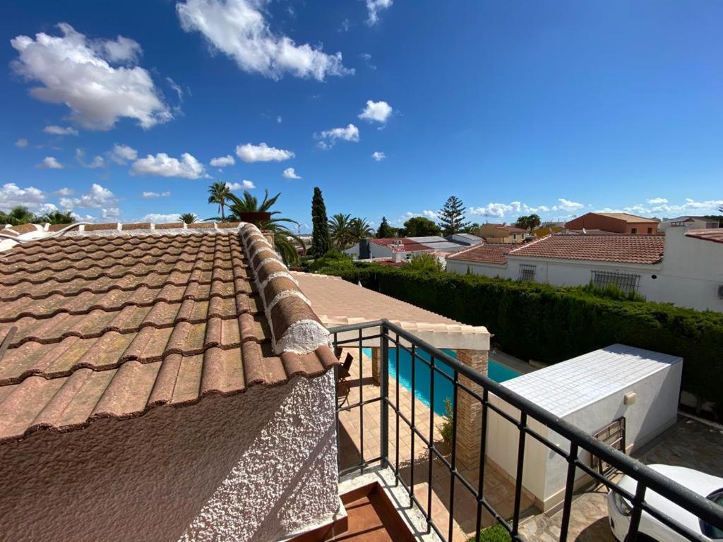 Balcones Villa