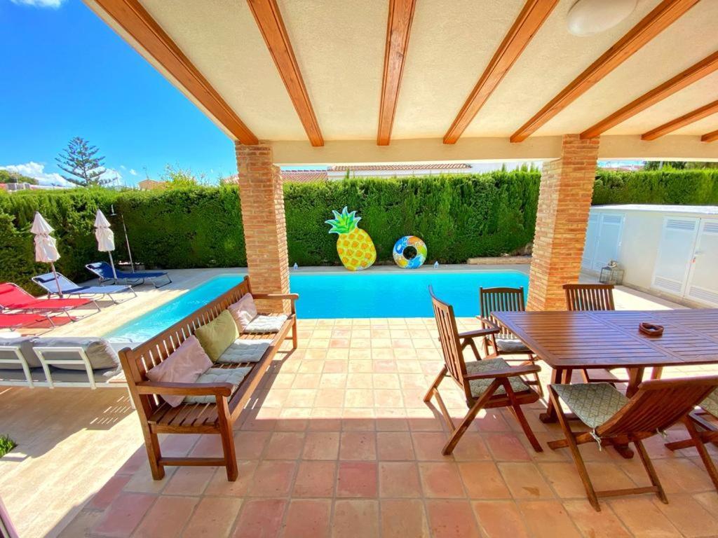 Villa Balcones